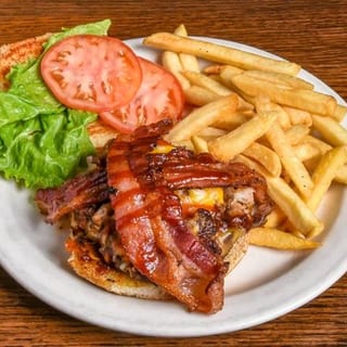 Ultimate Pulled Pork Burger
